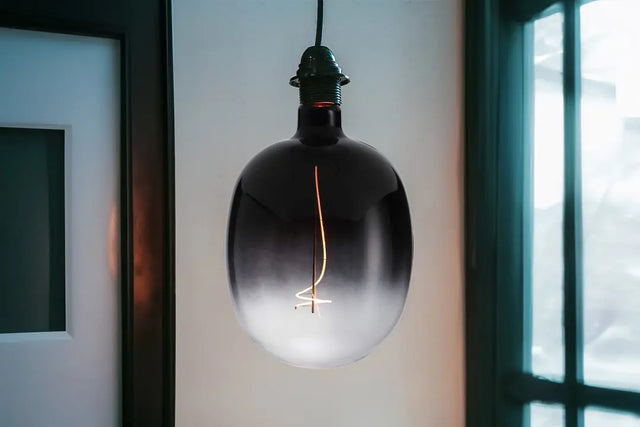 Dekoratif Led Ampül 006 - Şeffaf Siyah - 4W 100Lm